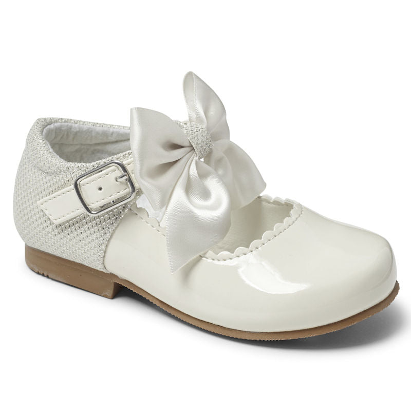 Sevva white patent shoes size