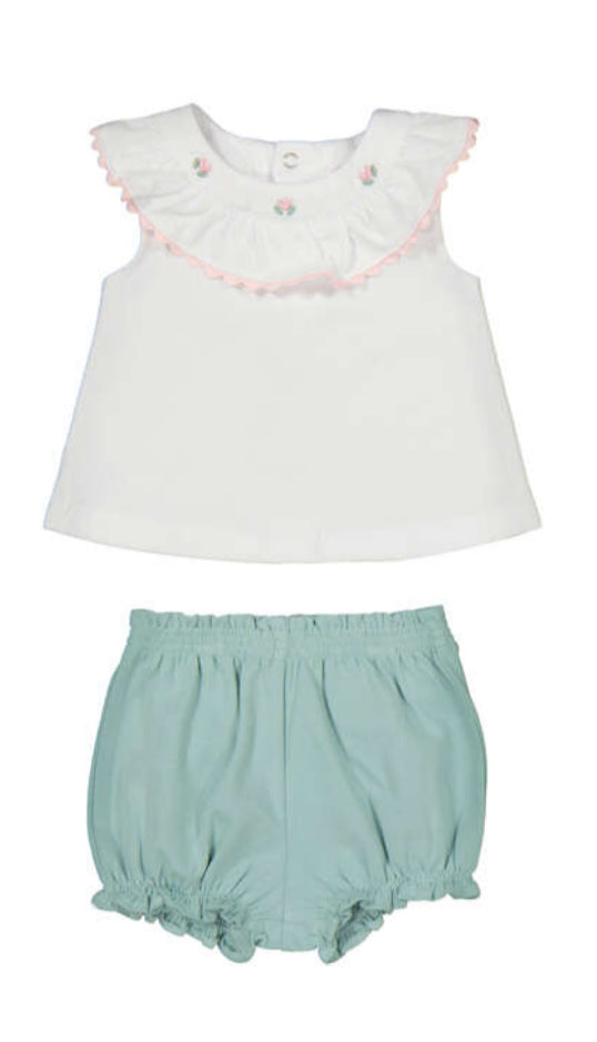 Mayoral baby girls green shorts set 1.642