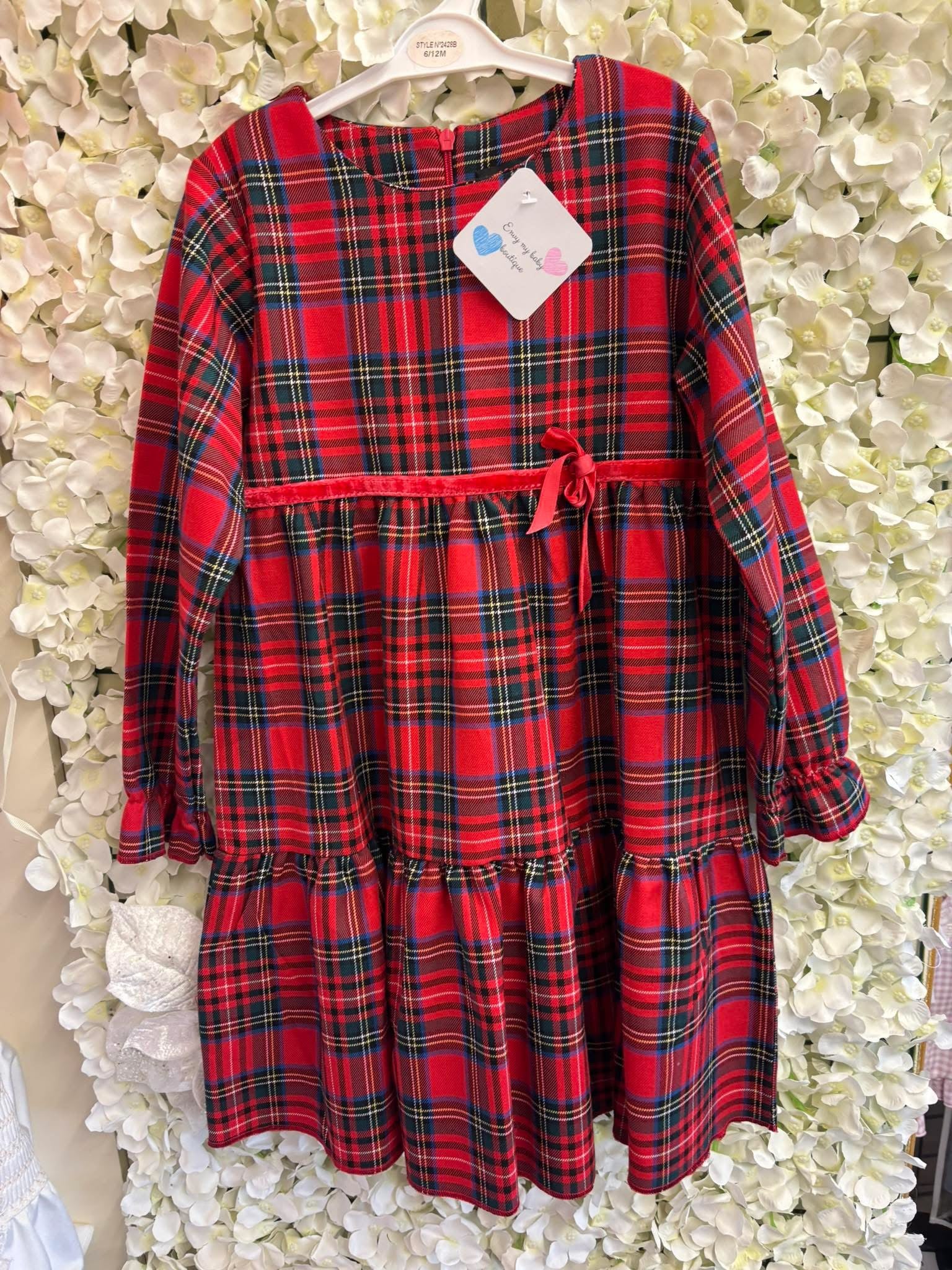 Kcl girls tartan dress 6-8yrs