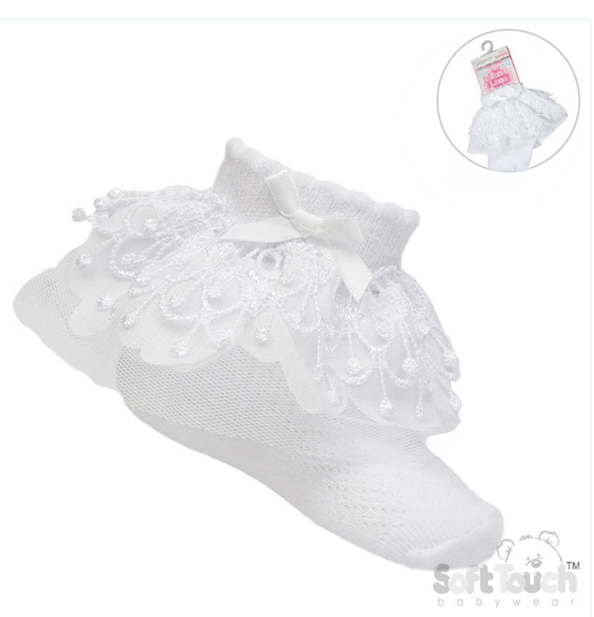 Soft touch white frilly laced girls ankle socks