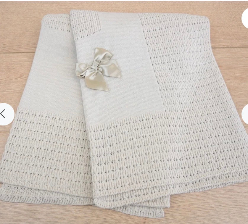 Pex neutral beige baby blanket