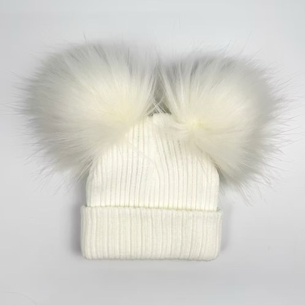 Kleo kids newborn double Pom Pom hat